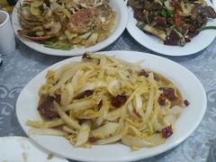 -YI PIN JU 一品居中餐厅 中国超市