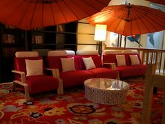 -喜鹊愉家酒店(郑州曼哈顿博览中心地铁站店)