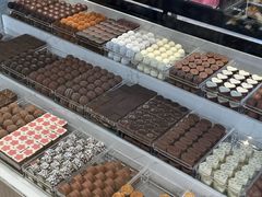 -Laderach 莱德拉(上海环贸iapm店)