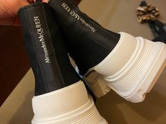 -Alexander McQueen(远洋太古里店)