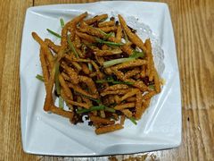 -龚兴城鱼羊吉·家传湖北菜(苗栗路总店)