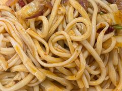 -楼兰古丽·新疆拌面·清真(华阳城店)