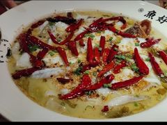 -江渔儿酸菜鱼(映月湖环宇城店)