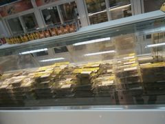 -周黑鸭(武汉天河国际机场五店)