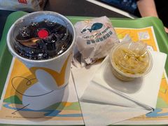 -麦当劳(乳山路店)