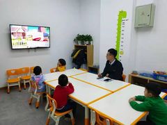 -艾克瑞特机器人教育(金狮校区)