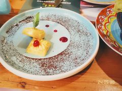 -米德维奇俄式西餐厅(西六道街店)