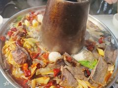 土火锅-聚雅美食