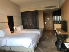 -上海虹桥西郊假日酒店