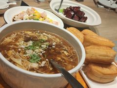 小油条配酸辣汤-味莊·青岛菜(云霄路店)