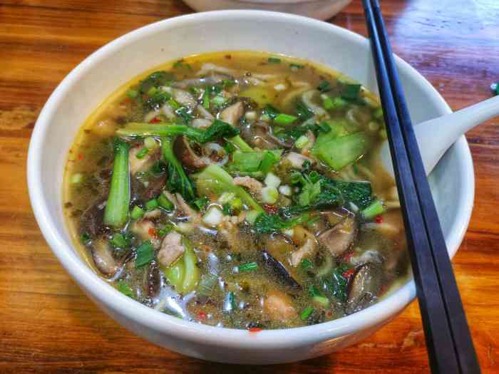 龙游风味六代手工面-"就在文一西路这边的,地地道道的龙游人,我.