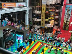 -蒙特利亲子乐园