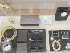 -妃鱼奢侈品回收寄卖(太古汇店)