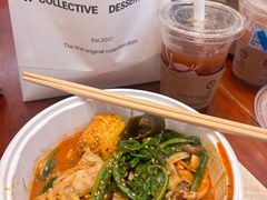 -W COLLECTIVE  DESSERT SHOP