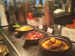 -圣丰索菲特·2 On 988 Café 自助餐厅