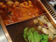 -老牌坊云南鱼豆花火锅(嵩山店)