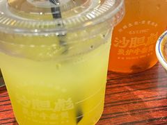 -沙胆彪炭炉牛杂煲(上海日月光广场店)