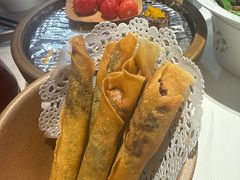 鲜荠菜春卷-南棠馆粤菜坊(群光店)