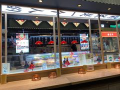 门面-成都你六姐·牛肉冒菜(上海环宇荟店)