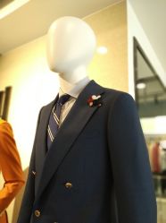 -优刻西服西装定制(金轮国际广场店)