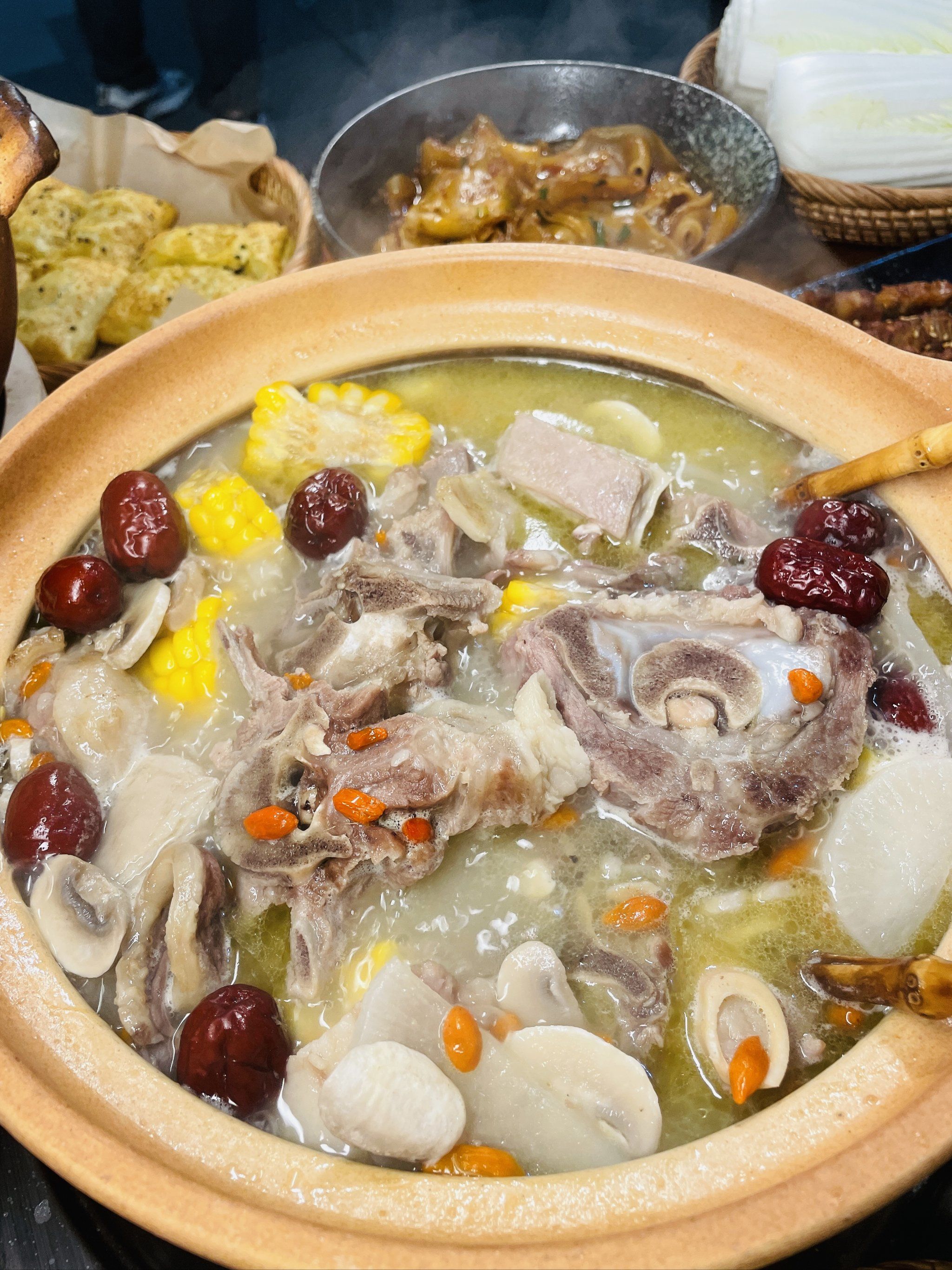 冬日必备暖胃羊肉煲