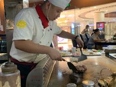 -利昂法式铁板主题餐厅(新奥购物中心店)