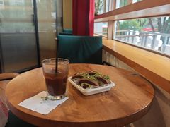 -雕刻时光咖啡馆(南院门店)