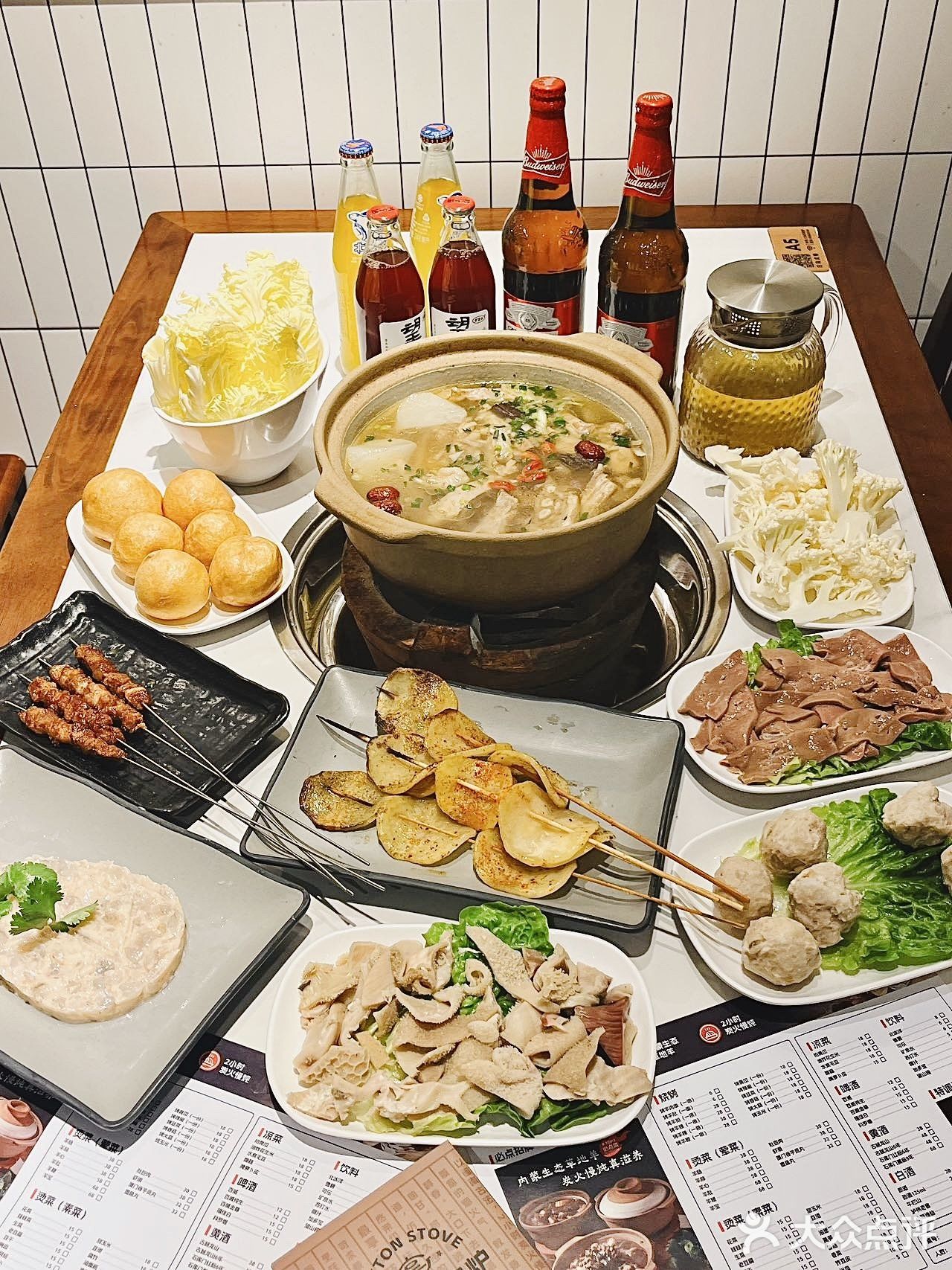 冬令进补吃什么？那肯定少不了羊肉锅