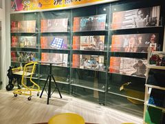 -浣熊唱片店(上海影城店)