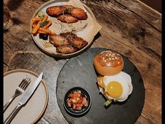 -HIGH FIVE哈福手工汉堡(桂林路店)