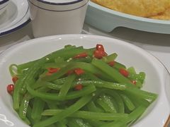 -民族手抓羊肉馆·滩羊手抓·烤全羊