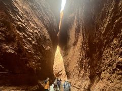 -天山神秘大峡谷