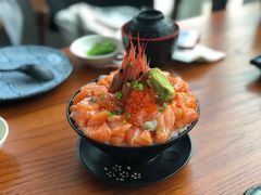 三文鱼火山丼-魔丼屋(日月光店)