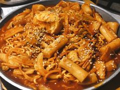 炒年糕-姜虎东白丁烤肉(恒隆广场店)