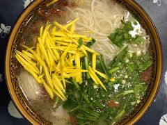 -桥香园云南过桥米线(金马碧鸡店)