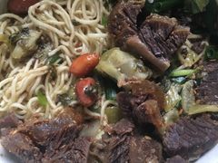 -阿阳牛腩腌面店