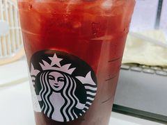 -星巴克(杭州临平银泰城B1店)