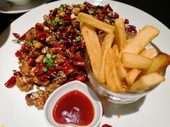 经典辣子鸡配大薯条-眉州东坡·熊猫主题餐厅(枫蓝店)