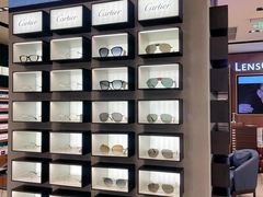 -LensCrafters亮视点(东方新天地店)