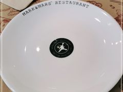 -Mark&Mars Restaurant