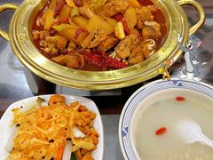 -牛一嘴·兰州牛肉面·大盘鸡(财富中心店)