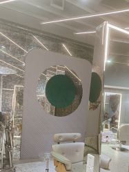 -PE SALON 