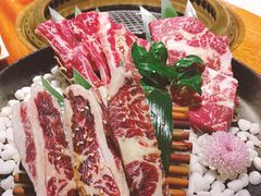 -肉魁屋·烧肉·烧鸟·酒场(高新店)