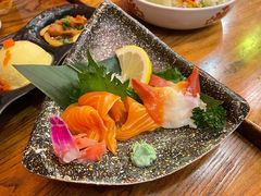 三文鱼刺身-桃太郎创作料理(大坪店)