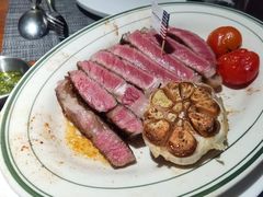 -MONICH牛排融合餐厅(和义大道购物中心店)