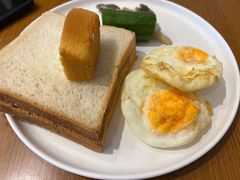 -全季酒店(上海青浦吾悦广场淀山湖大道店)