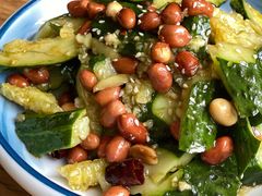 拍黄瓜花生米-金豆角砂锅焖面(安贞店)