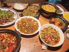 -泥糊破店小酒馆·团建聚餐(南京西路店)