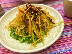 -香巴拉云南餐厅(华莱坞店)