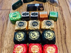 -VENCHI 闻绮(北京国贸商城店)